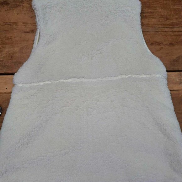 Maurices Sherpa-Like Zippered Vest - Picture 3 of 8